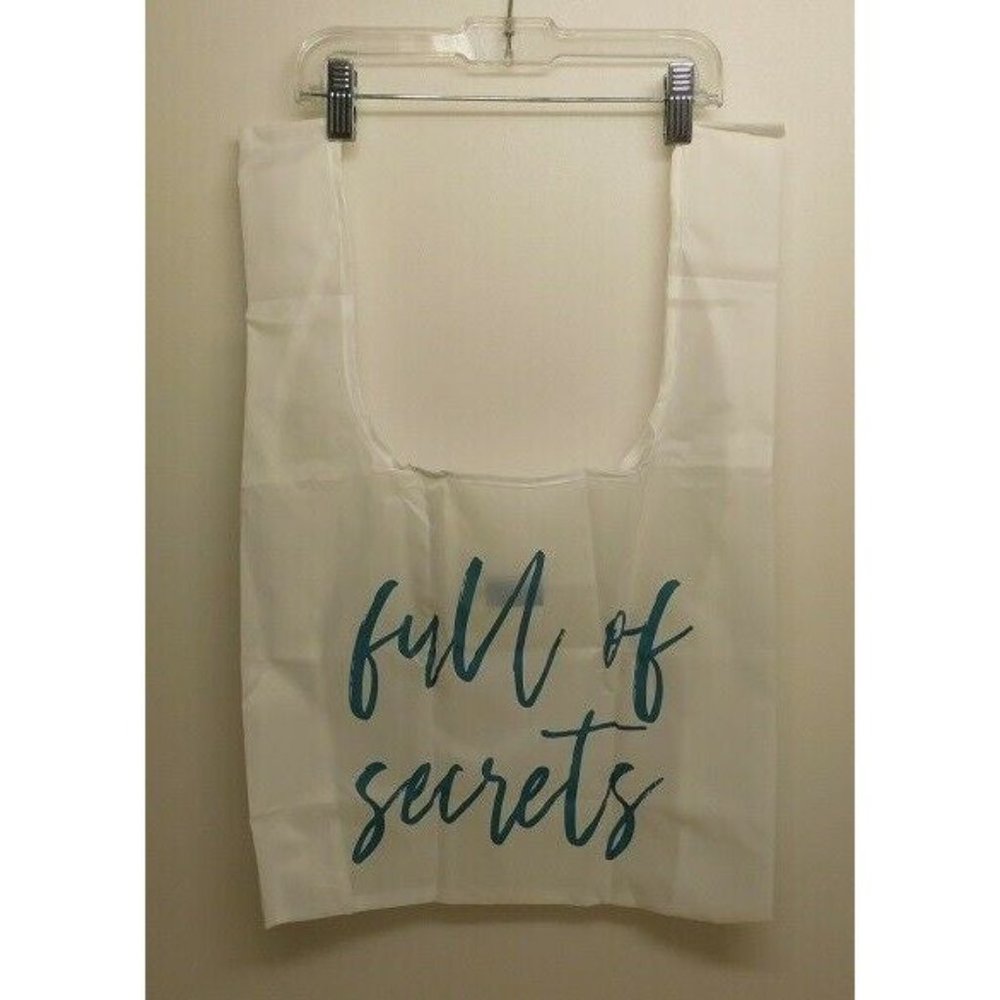 Horizon Group USA 2pk 15" x 22" x 5" White & Blue FULL OF SECRETS Tote Bag
